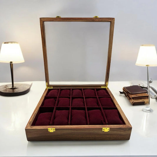 15 Watches – Golden Hinge – Glass Top