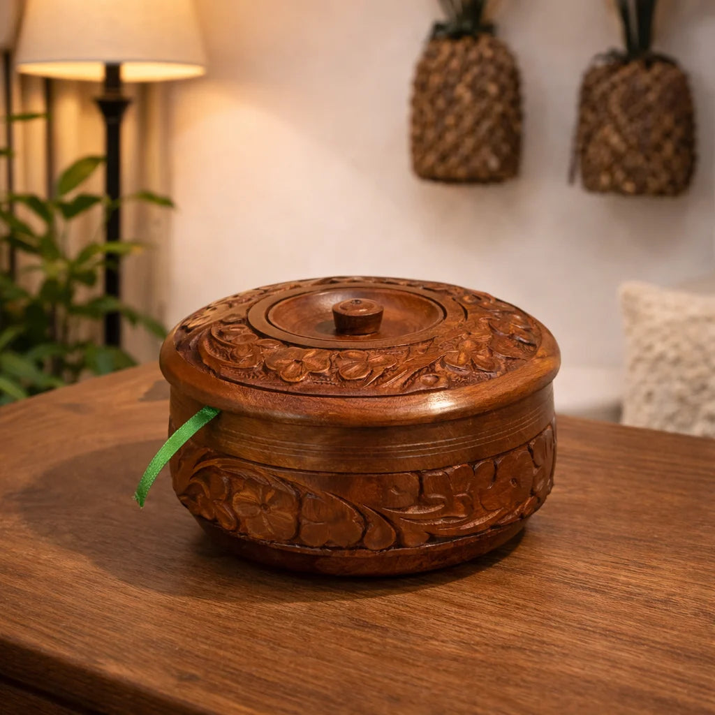 Sugar Pot with 6 Coasters