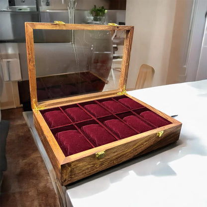 10 Watches – Golden Hinge – Glass Top