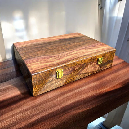 15 Watches – Golden Hinge – Wood Top - Black