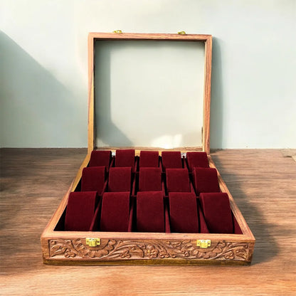 15 Watches – Carving – Glass Top – Hard Pillows