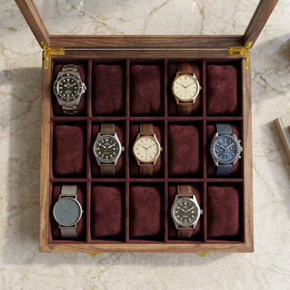 15 Watches – Golden Hinge – Glass Top