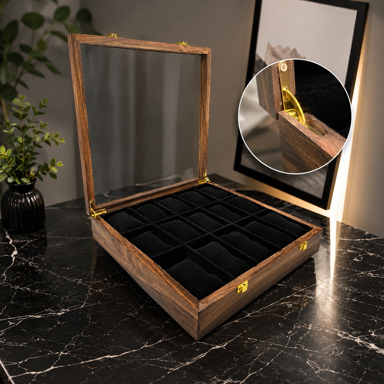 15 Watches – Golden Hinge – Glass Top – Black