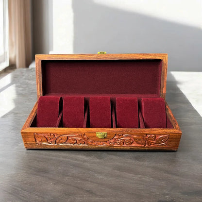 5 Watches – Carving – Wood Top – Hard Pillows