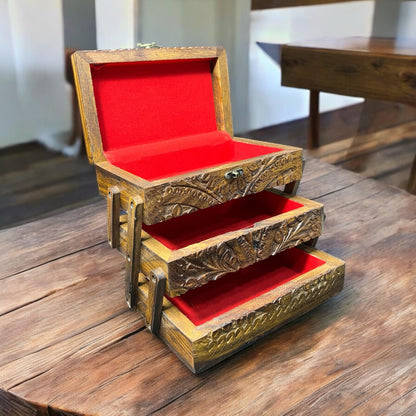Trifold Jewelry Box – Carving
