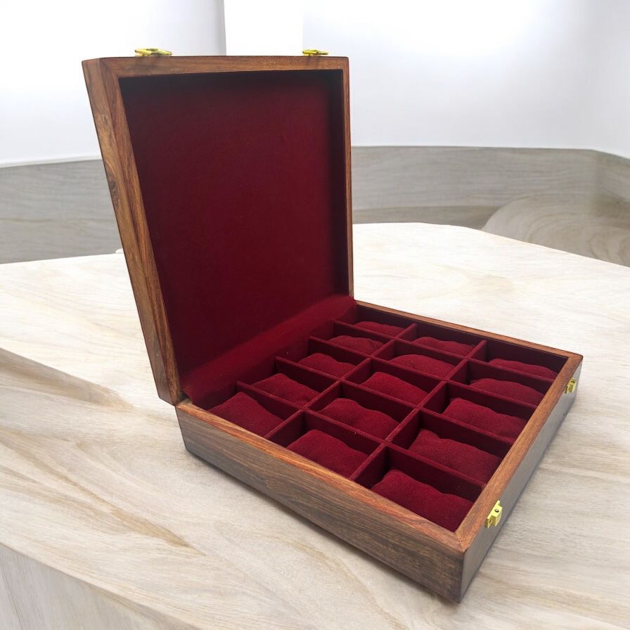 15 Watches – Plain – Wood Top