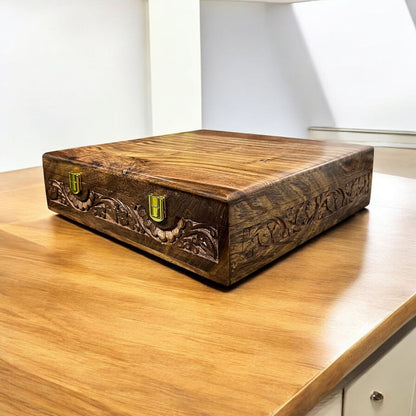 15 Watches – Carving – Wood Top