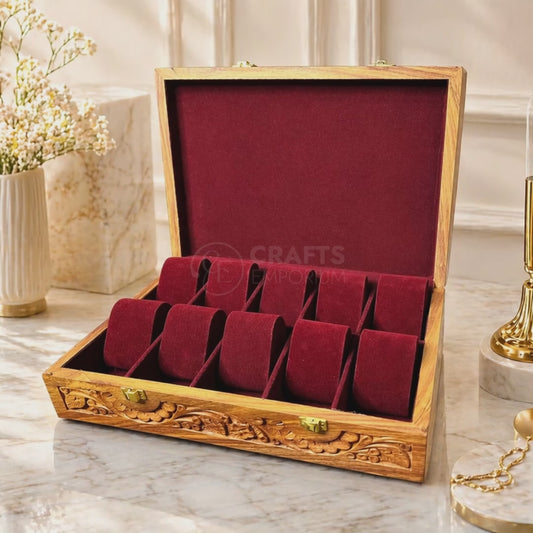 10 Watches – Carving – Wood Top – Hard Pillows