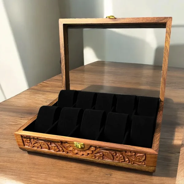 10 Watches - Carving - Glass Top - Black - Hard Pillows